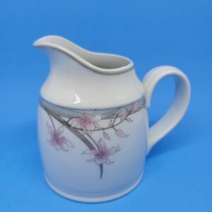 Royal Doulton Lambethware Fresh Flowers "MAYFAIR" 5" Creamer VGC